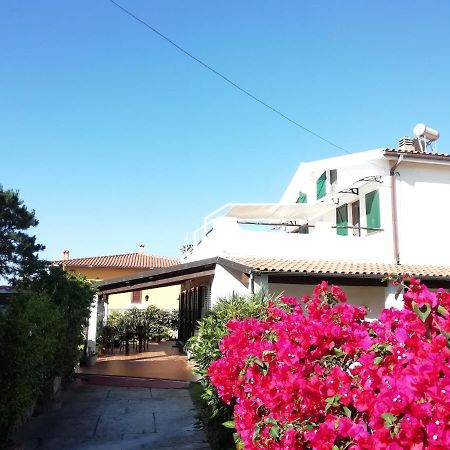 Villa Maria Apartment Capoterra Bagian luar foto