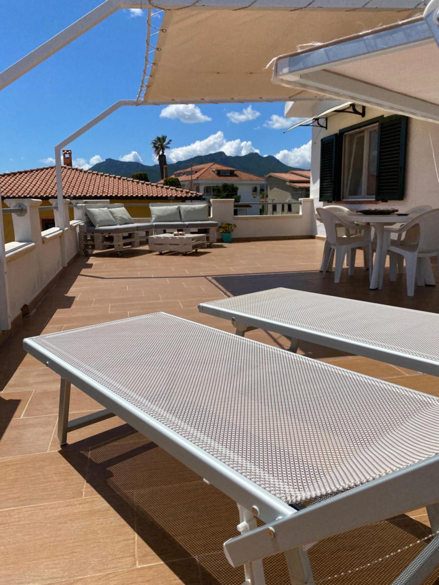 Villa Maria Apartment Capoterra Bagian luar foto