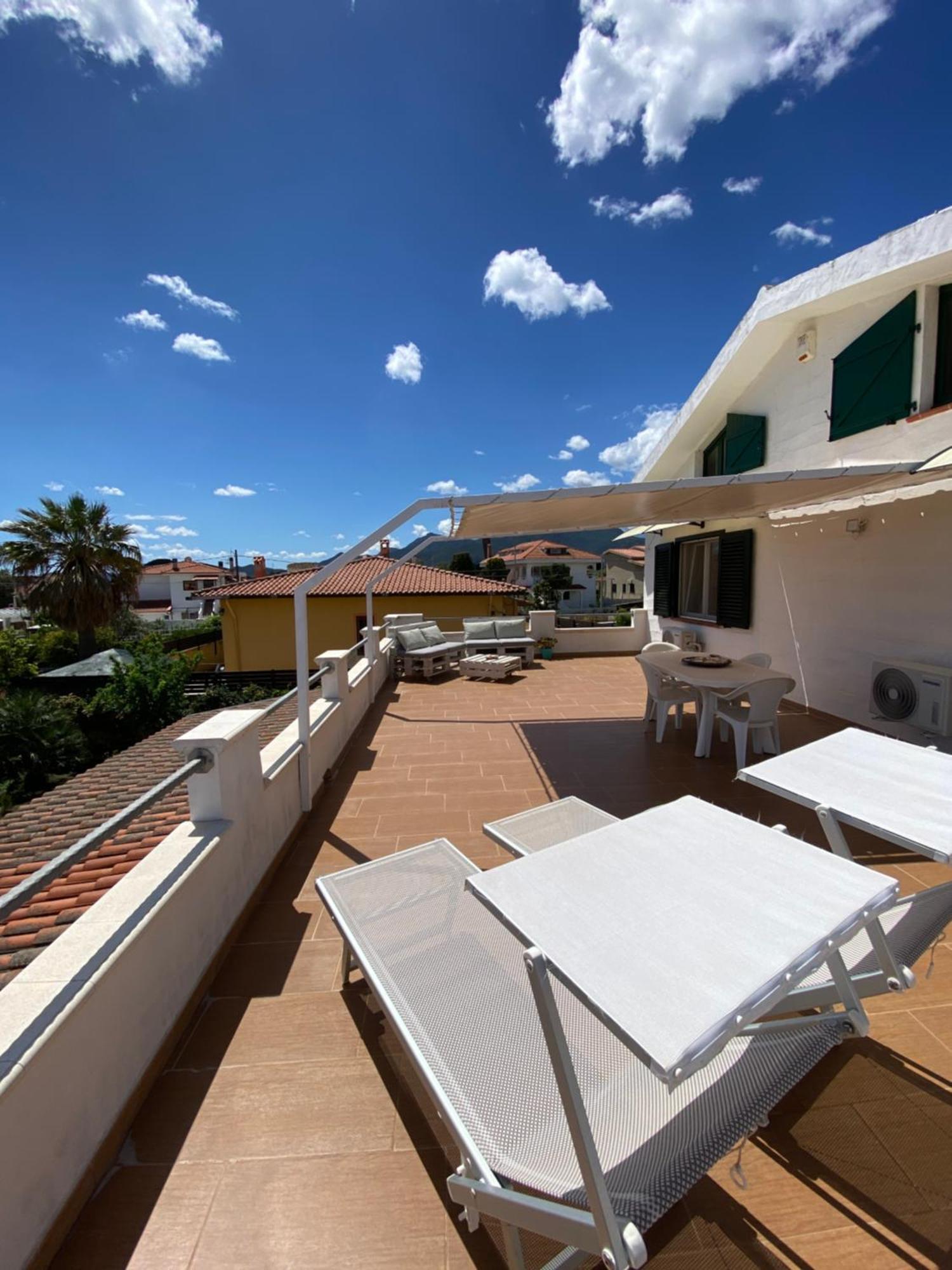 Villa Maria Apartment Capoterra Bagian luar foto