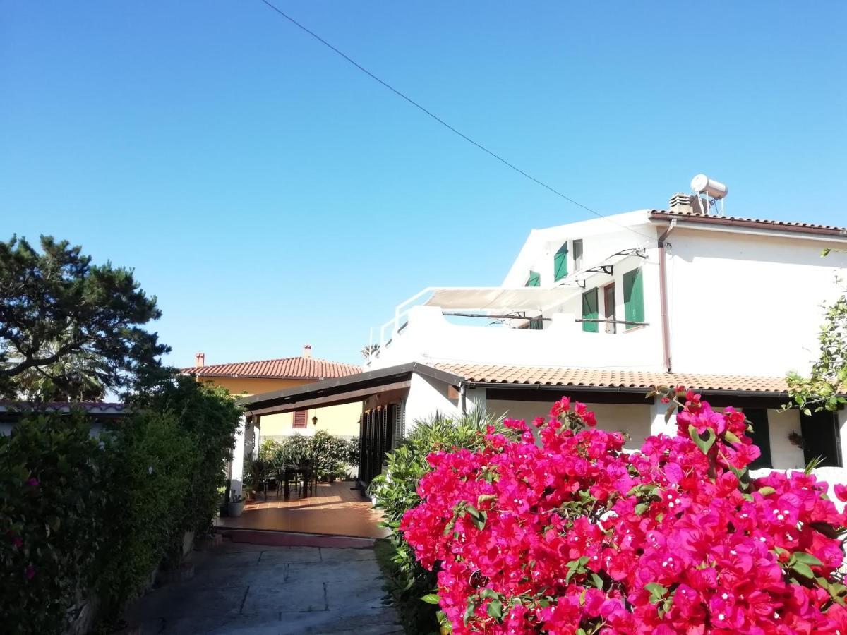 Villa Maria Apartment Capoterra Bagian luar foto